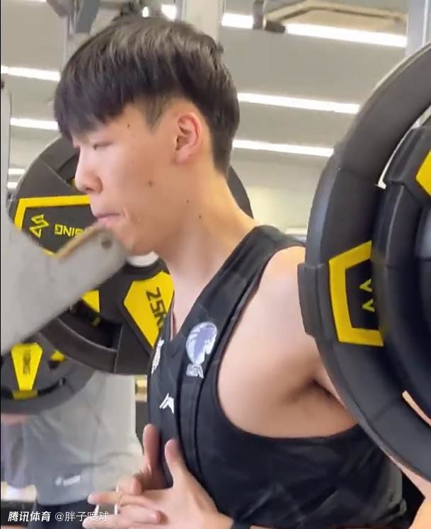 国产精品18久久久久久久久久
