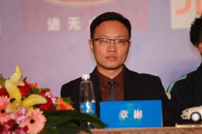 自拍亚洲国产