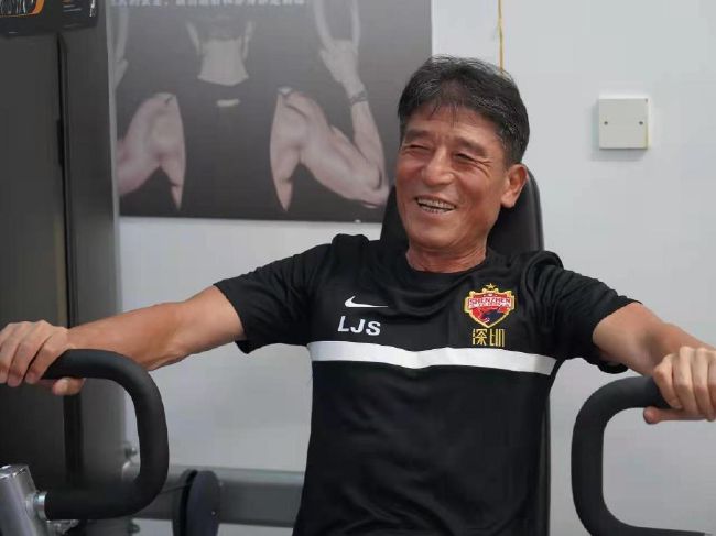 欧美激情在线播放一区二区三区