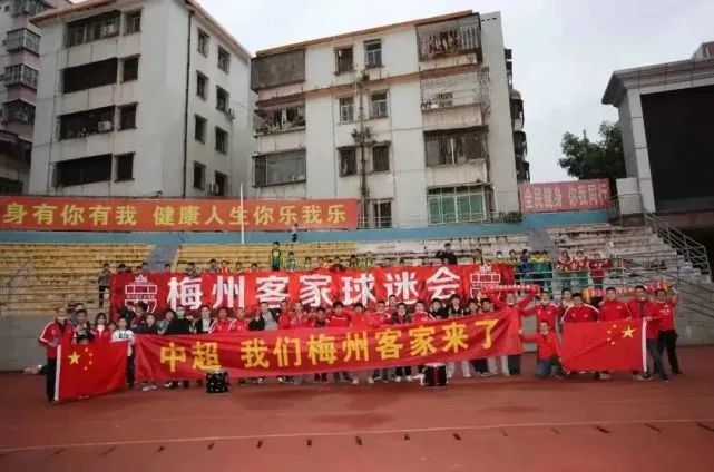 黑人巨茎大战白人美女
